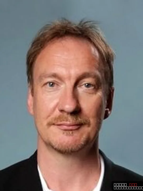 David Thewlis